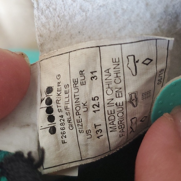 (3 For $20) Diadora girls runners - Picture 6 of 6